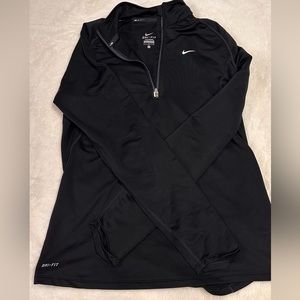 DRI FIT NIKE ATHLETIC TOP
